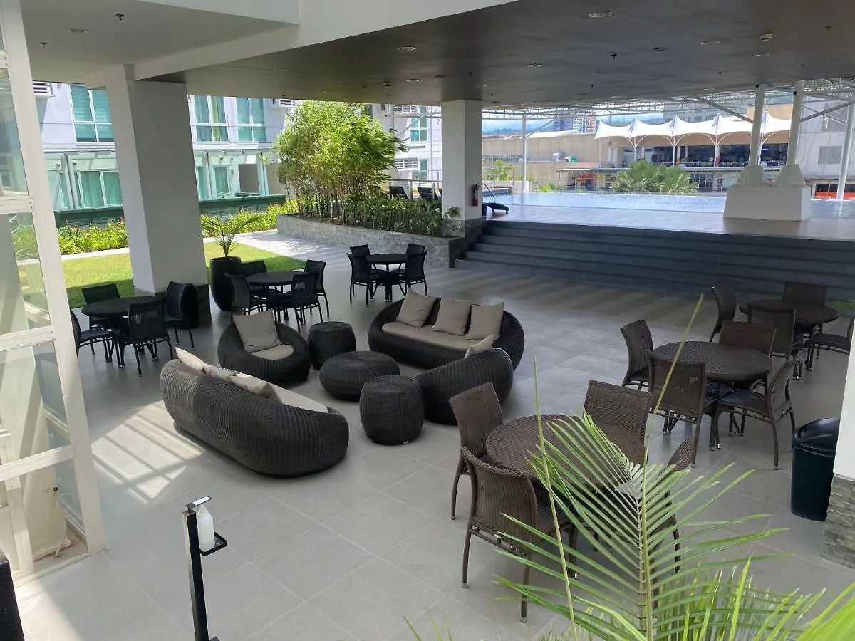 Ξενοδοχείο με διαμερίσματα Abreeza Chills Place T2-2720 Davao City